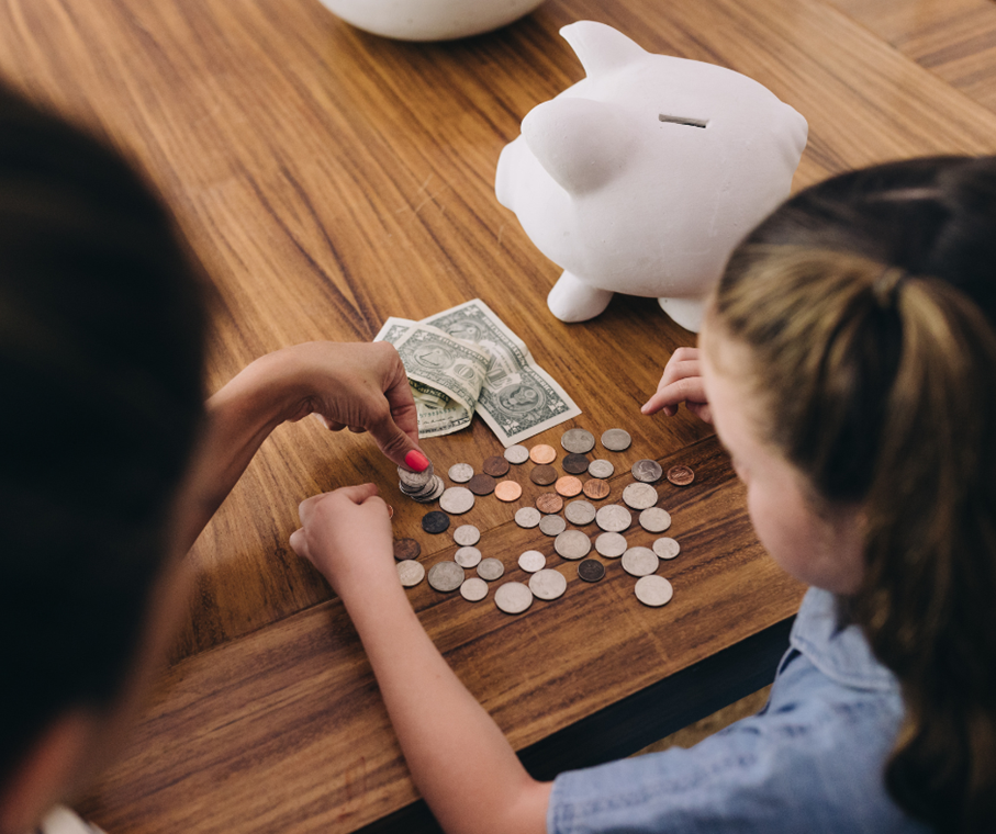 Obrázok, na ktorom je osoba, ošatenie, vnútri, ľudská tvár
Automaticky generovaný popis